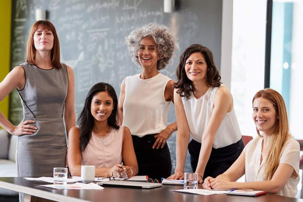 LA BELLEZA Y EMPODERAMIENTO FEMENINO